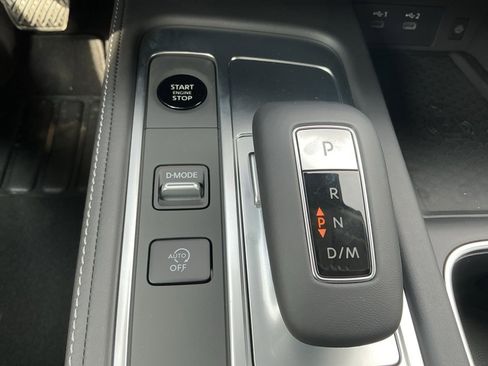 New 2026 INFINITI QX60 Luxe w/ Family Package image 14