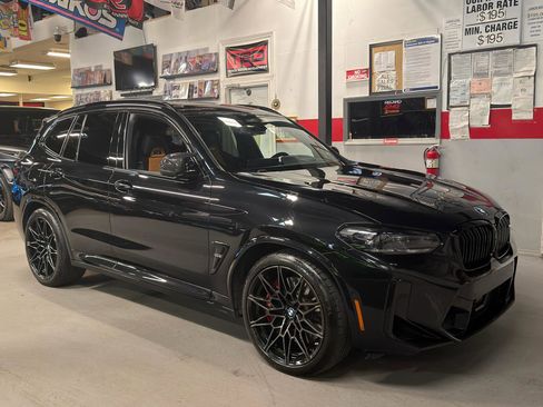 Used 2022 BMW X3 M w/ Competition Package image 3