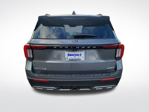 New 2026 Ford Explorer Active w/ Active Comfort Package image 5