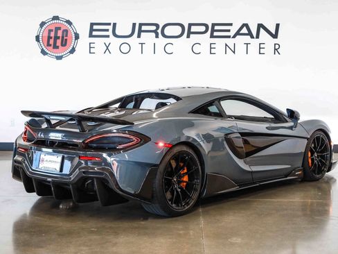 Used 2019 McLaren 600LT RWD image 12