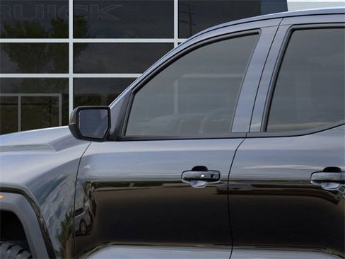 New 2025 GMC Canyon Elevation w/ Convenience Package image 12