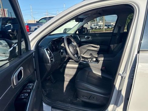 Used 2022 Kia Sorento SX FWD image 10