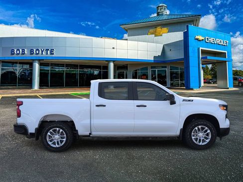 New 2026 Chevrolet Silverado 1500 W/T w/ Z71 Off-Road Package AWD/4WD image 8