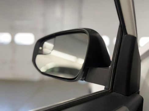 Used 2016 Toyota RAV4 LE AWD/4WD image 25