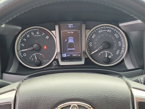 Used 2022 Toyota Tacoma SR5 image 20