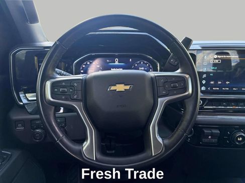 Used 2025 Chevrolet Silverado 1500 LT AWD/4WD image 12