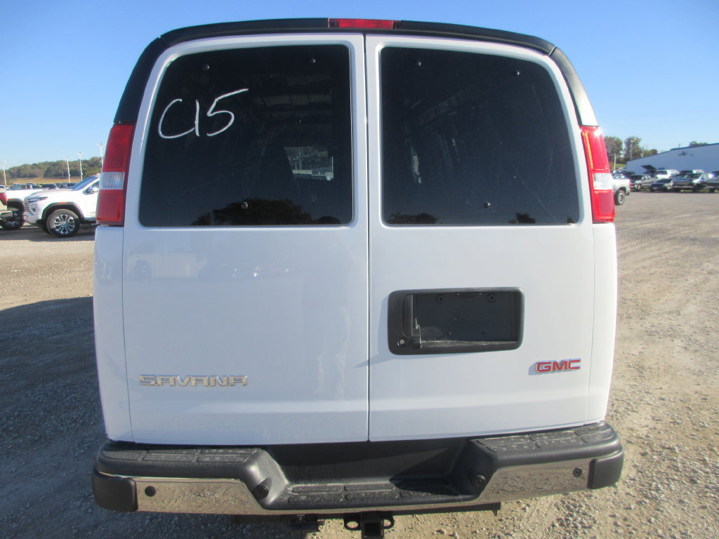 New 2027 GMC Savana 2500 w/ Driver Convenience Package RWD image 5