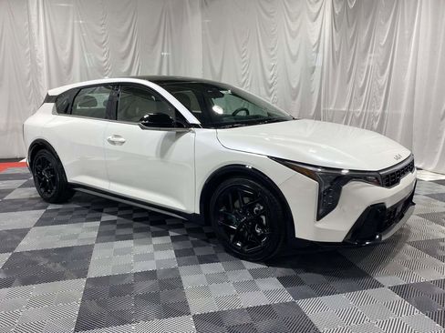 New 2026 Kia K4 GT-Line Turbo FWD image 5