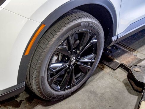 Used 2024 Honda CR-V Sport Touring image 10