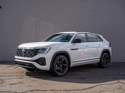 New 2026 Volkswagen Atlas Cross Sport SEL R-Line image 1