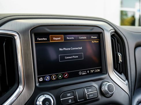 Used 2022 GMC Sierra 3500 Denali w/ Technology Package image 69