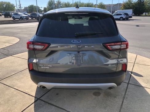 Used 2025 Ford Escape Active w/ Tech Pack #1 image 4