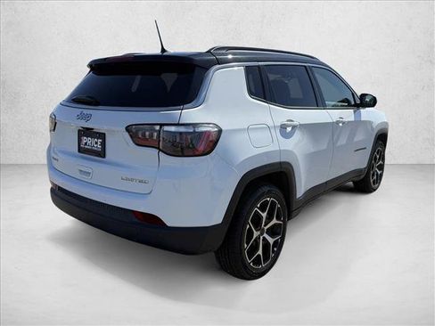 Used 2025 Jeep Compass Limited AWD/4WD image 5