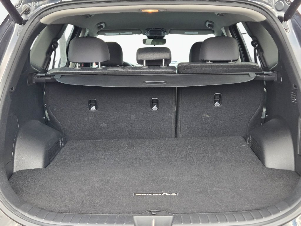 Certified 2023 Hyundai Santa Fe SEL FWD image 8