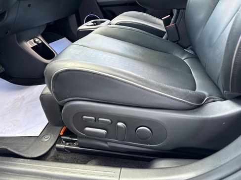Used 2023 Hyundai Ioniq 5 Limited AWD/4WD image 25