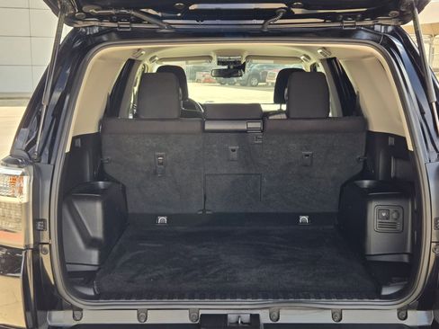 Used 2022 Toyota 4Runner TRD Off-Road image 26