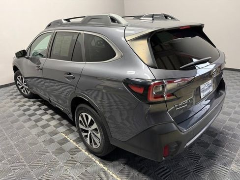 Used 2020 Subaru Outback Premium image 12