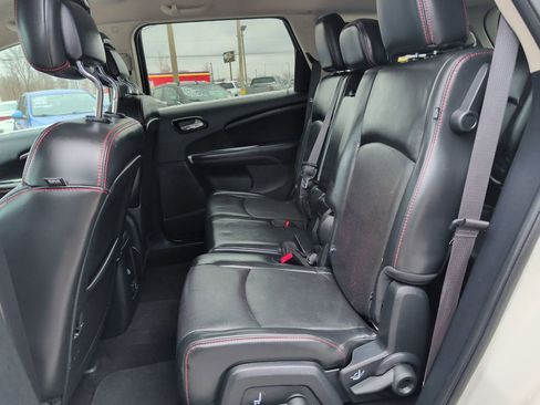 Used 2017 Dodge Journey GT image 19