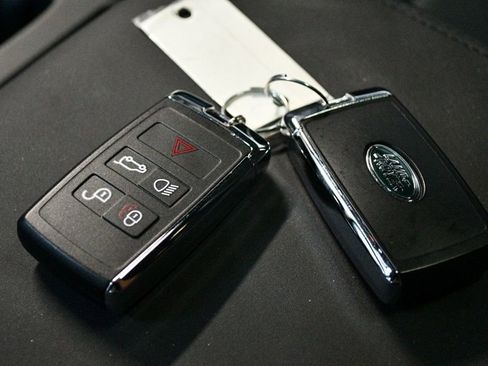 Used 2024 Land Rover Defender 110 S AWD/4WD image 77