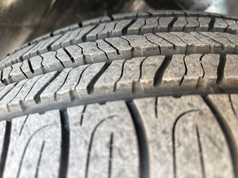 Used 2019 Jeep Compass Limited image 28