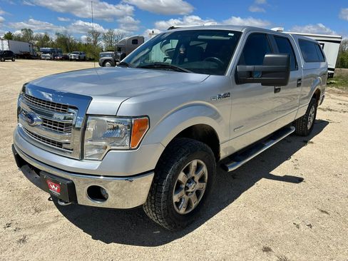 Used 2013 Ford F150 XLT w/ XLT Chrome Pkg AWD/4WD image 2