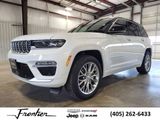 New 2025 Jeep Grand Cherokee Summit image 2