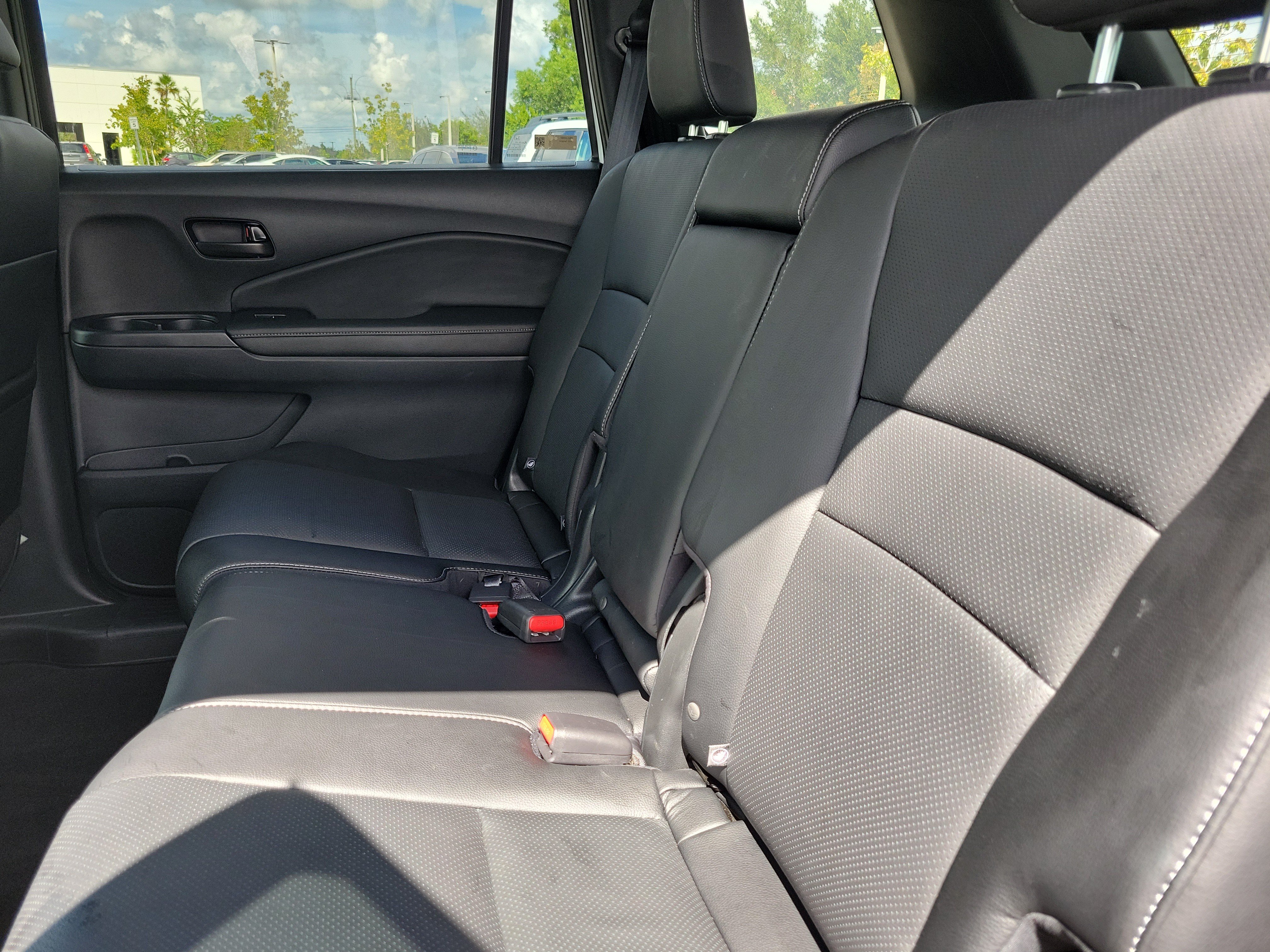 Used 2023 Honda Passport EX-L image 17