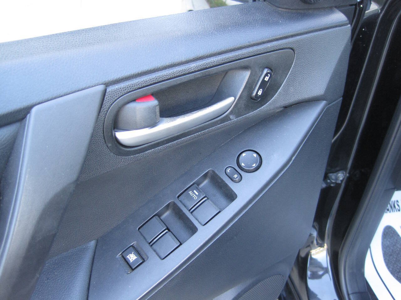 Used 2011 MAZDA MAZDA3 i Touring FWD image 22