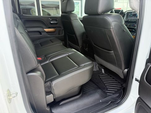 Used 2019 Chevrolet Silverado 3500 LTZ w/ Duramax Plus Package image 20