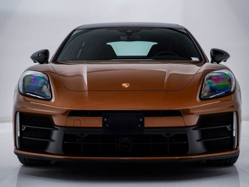 Certified 2025 Porsche Panamera 4 image 6