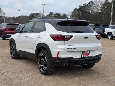 New 2026 Chevrolet TrailBlazer RS w/ Convenience Package image 4