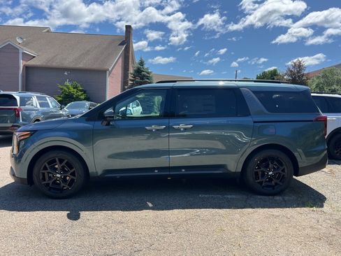 New 2026 Kia Carnival SX Prestige image 2