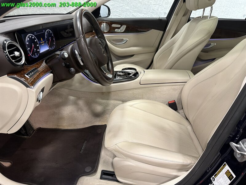 Used 2017 Mercedes-Benz E 400 4MATIC Wagon image 24