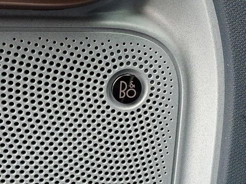 Used 2023 Ford Maverick Lariat w/ Lariat Luxury Package image 27