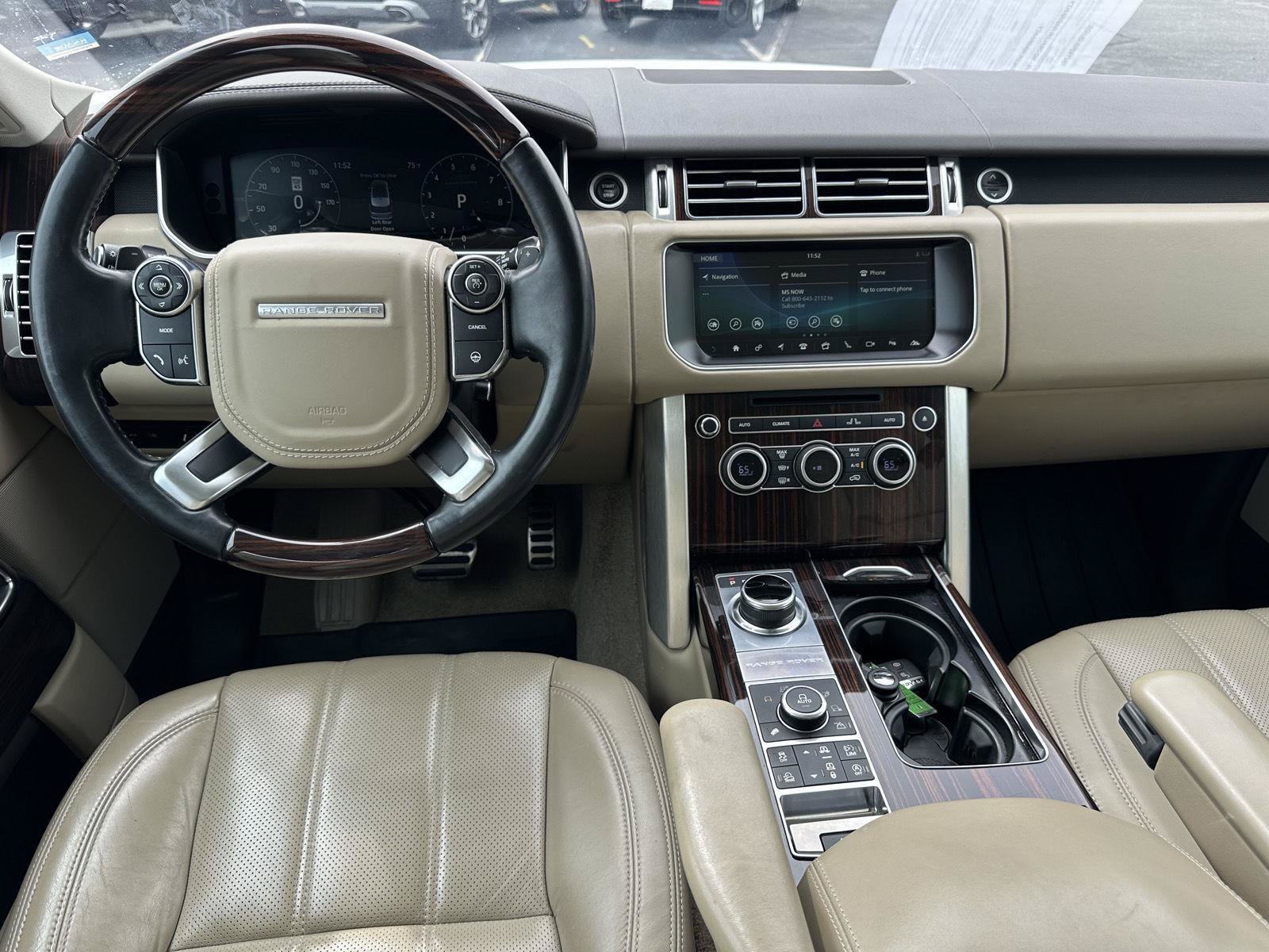 Used 2017 Land Rover Range Rover Supercharged AWD/4WD image 25