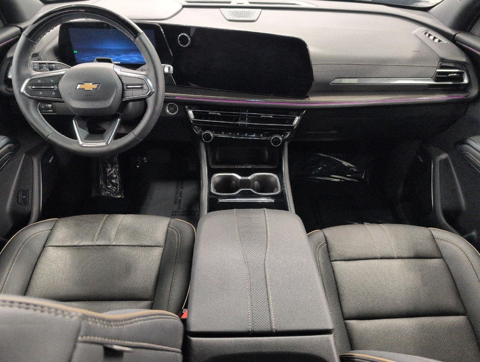 Used 2026 Chevrolet Traverse High Country w/ LPO, Floor Liner Package AWD/4WD image 6