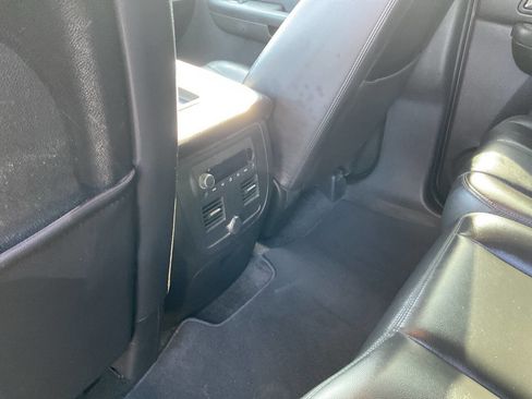 Used 2008 Chevrolet Avalanche LT w/ LT Preferred Equipment Group image 12