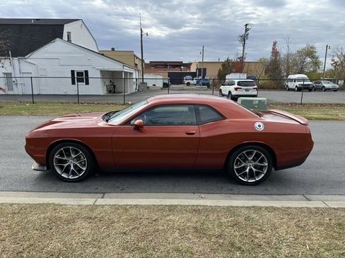 Used 2022 Dodge Challenger GT image 23
