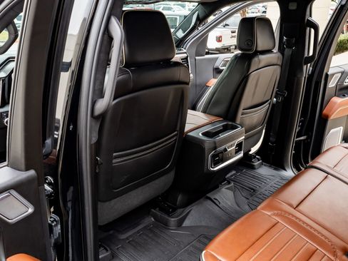 Used 2024 GMC Sierra 2500 Denali Ultimate w/ Max Trailering Package image 34