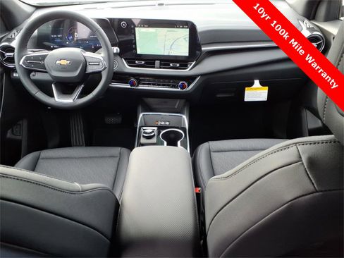 New 2026 Chevrolet Equinox LT w/ Convenience Package II image 11