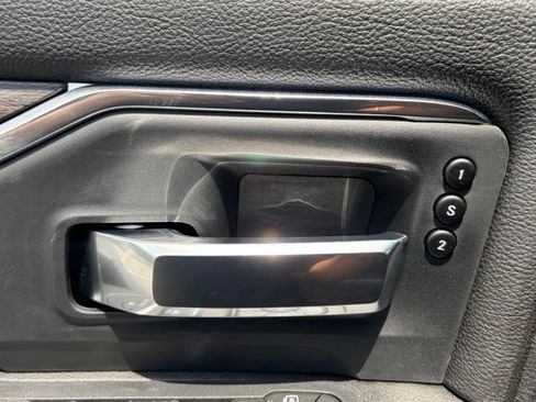 New 2026 RAM 2500 Laramie w/ Night Edition AWD/4WD image 13