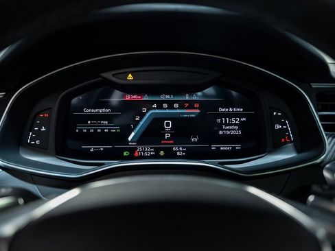 Used 2021 Audi S6 Prestige w/ Prestige Package image 48