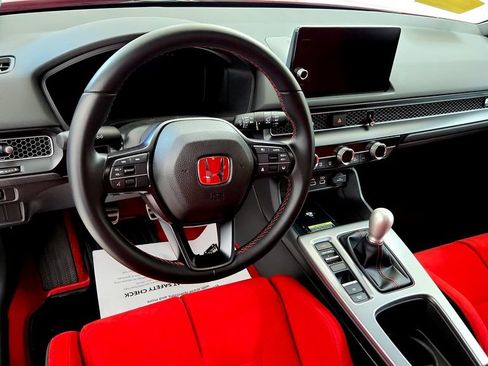 Used 2025 Honda Civic Type R image 24