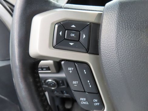 Used 2022 Ford F350 Lariat w/ Tremor Off-Road Package image 47