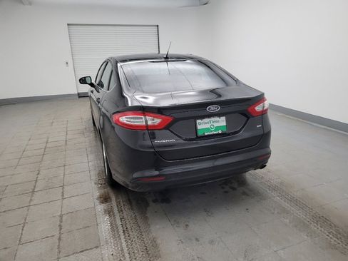 Used 2015 Ford Fusion SE image 6