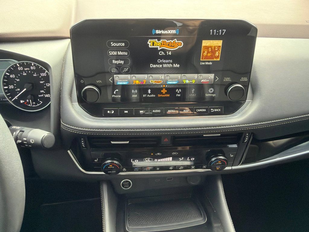 Used 2023 Nissan Rogue SL w/ SL Premium Package FWD image 25