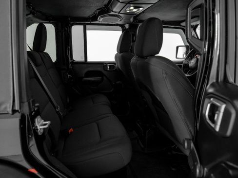 Used 2022 Jeep Wrangler Unlimited Sport image 30
