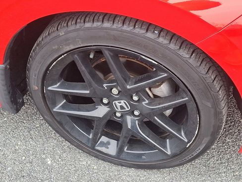 Used 2023 Honda Civic Sport image 9