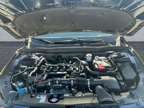 Used 2018 Honda Accord EX image 21