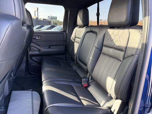 Used 2022 Nissan Frontier Pro-X w/ Pro-X Premium Package RWD image 27